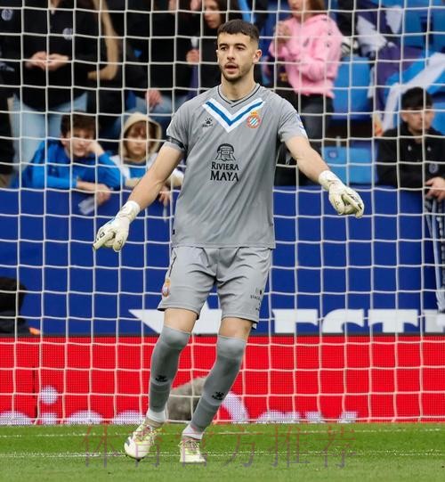 阿斯:皇马有意西班牙人队年轻门将霍安-加西亚 阿斯:皇马有意西班牙人队年轻门将霍安-加西亚